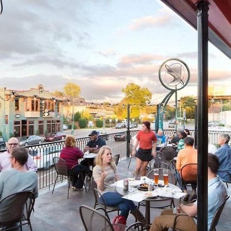 Elvis Revival In Fabulous Midtown Memphis Apartment Exterior photo